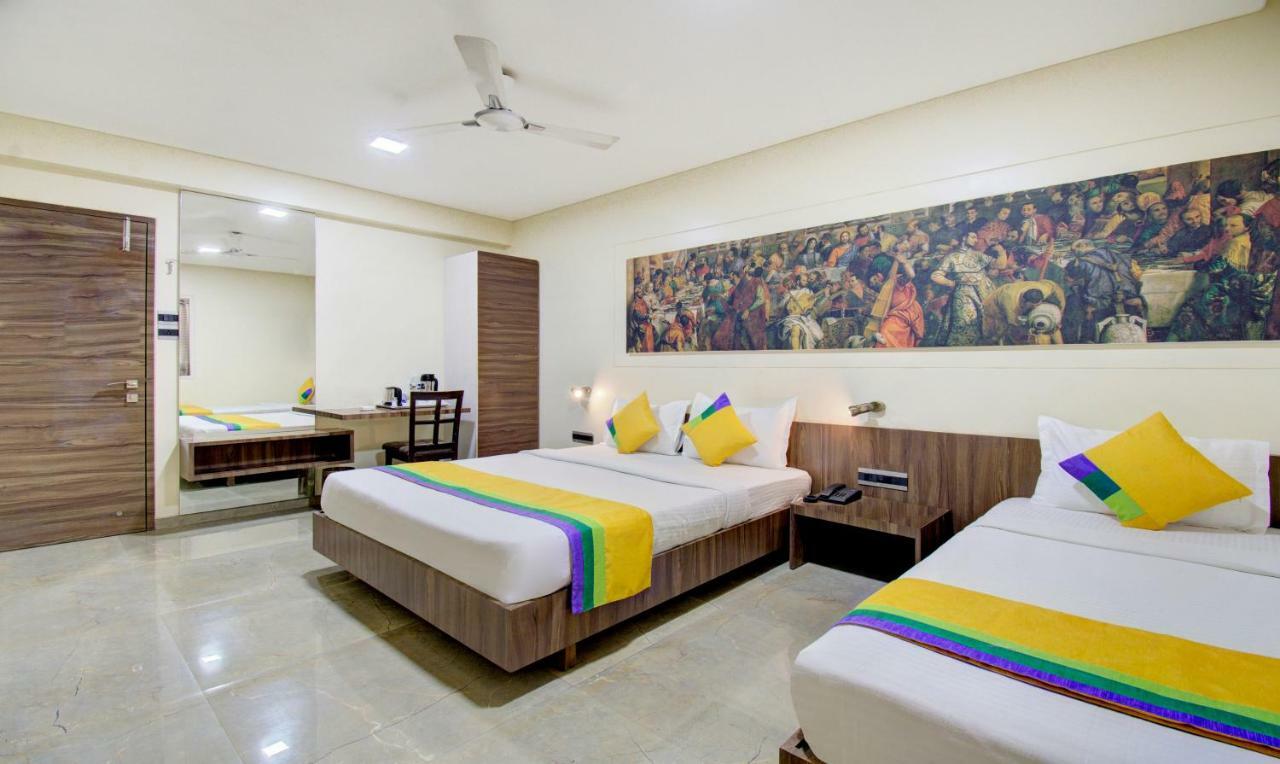 Hotel Treebo Lalaji'S Executive Aurangābād Esterno foto