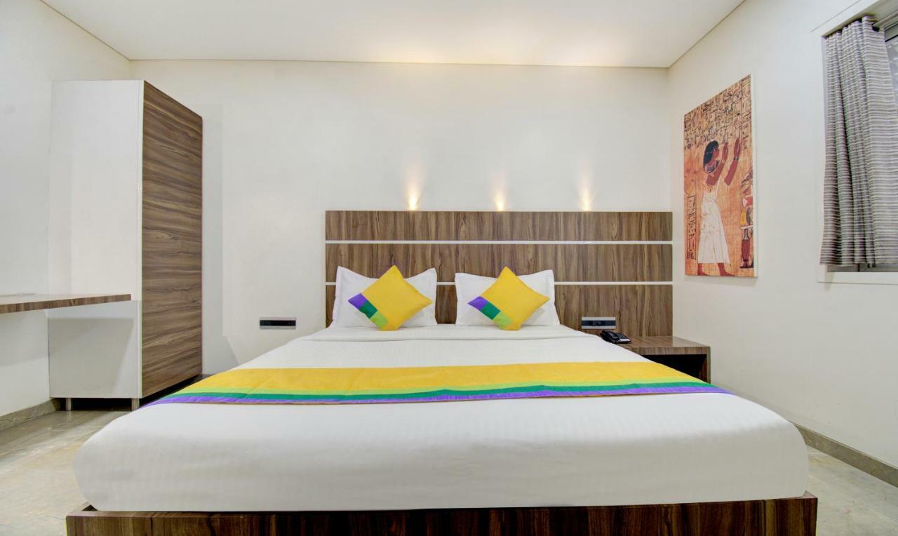 Hotel Treebo Lalaji'S Executive Aurangābād Esterno foto